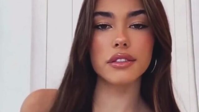 Madison Beer – Beautiful angel showing off her big breasts!!!