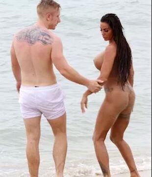 Katie Price and boyfriend leaked nude video on the beach!!!