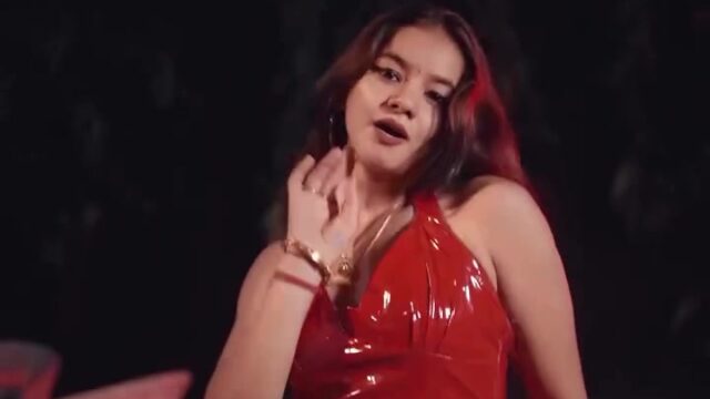 Tanu Rawat new viral dance video shows off her body!!!